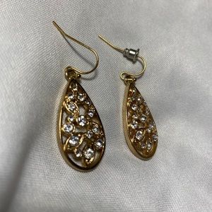Beautiful Gold Tear Drop Earrings